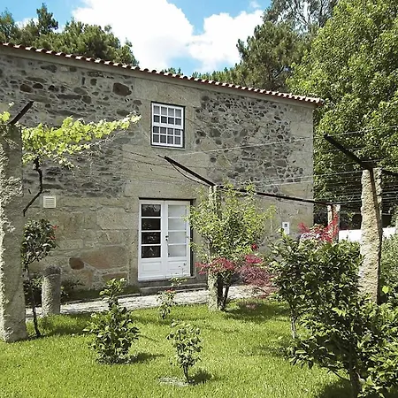 Sleeps 4 Wifi Вилла